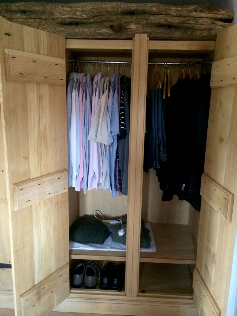 custom-fitted-solid-wood-wardrobe-norwich