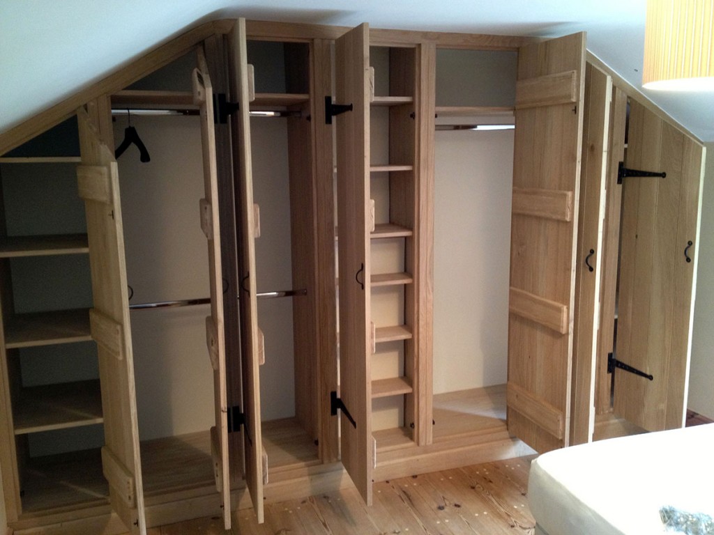 custom-solid-wooden-wardrobe-norfolk